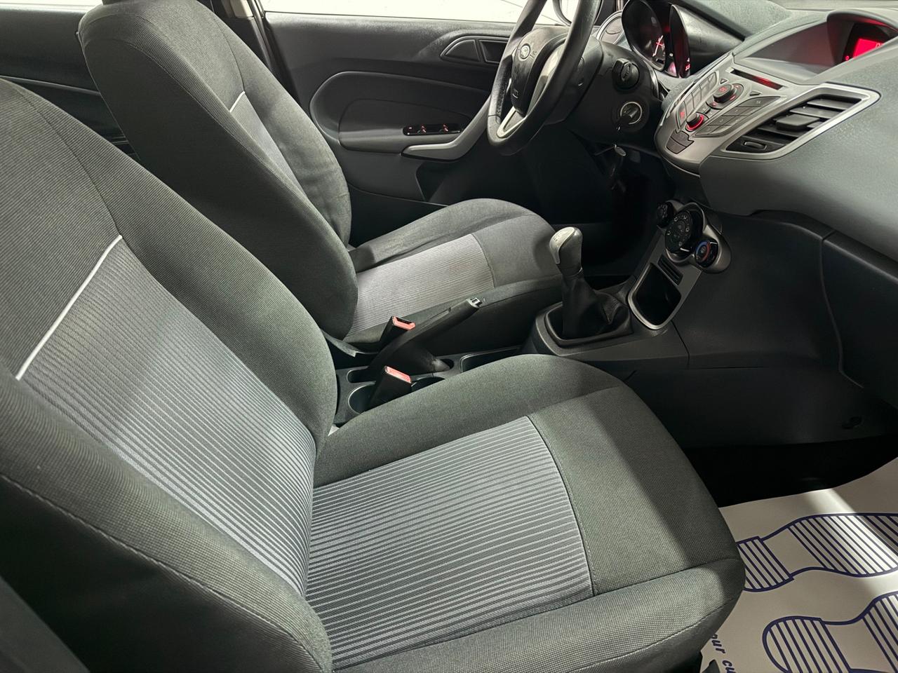 Ford Fiesta 1.4 TDCi 70Cv 5porte - 2011