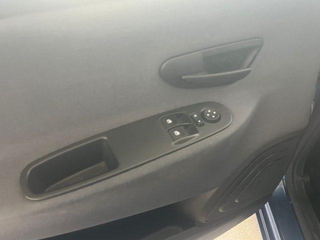 LANCIA Ypsilon 1.0 FireFly 5 porte S&S Hybrid Ecochic Silver
