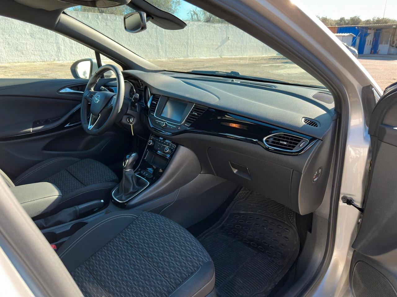 Opel Astra1.6CDTi 110CV Start&amp;StopSportsTourerInnovationkm.5.000