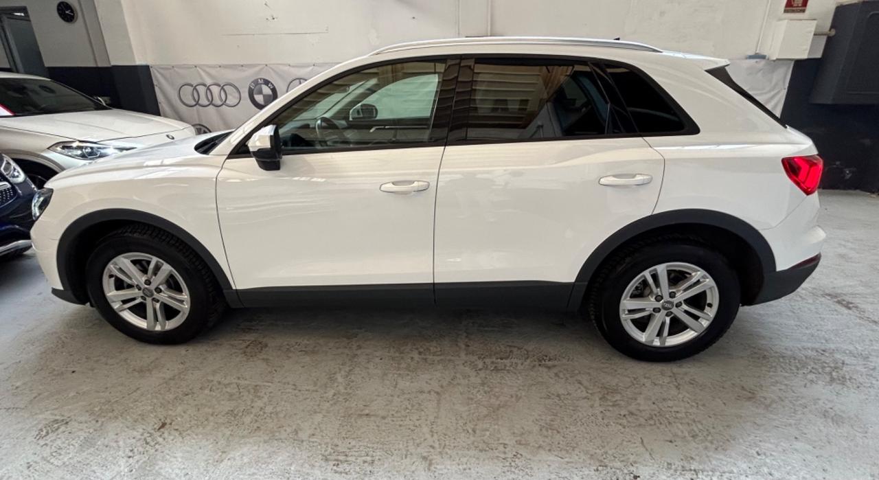 Audi Q3 35 TDI S tronic Business Advanced