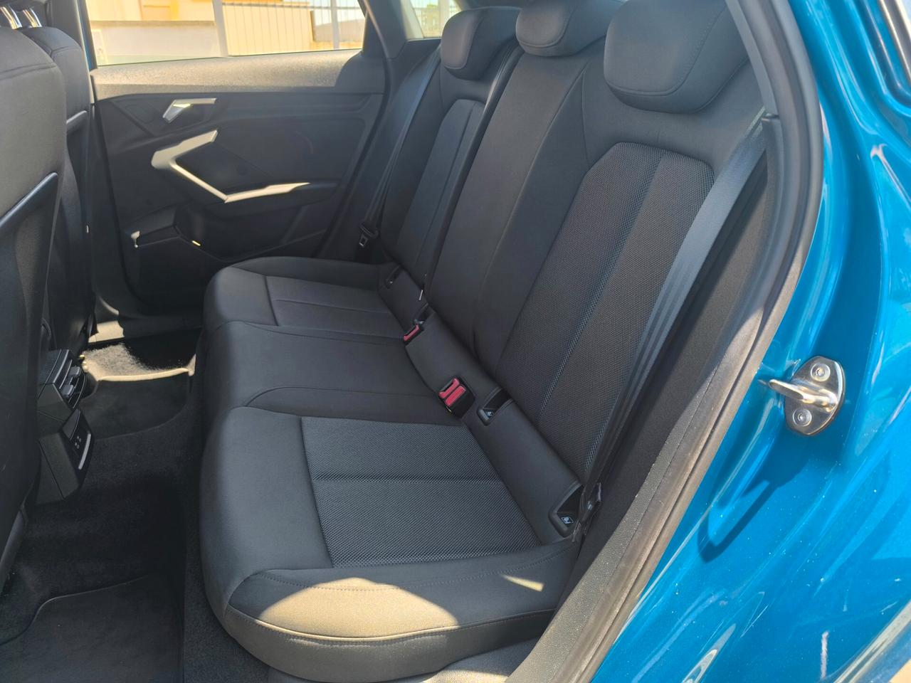AUDI A3 30 TDI S TRONIC BUSINESS ADVANCED NAV/MATRIX/RETRO