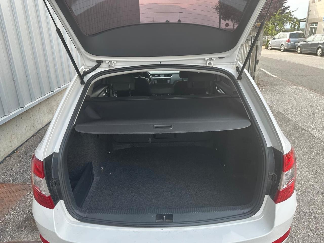 Skoda Octavia 2.0 TDI CR DSG Executive