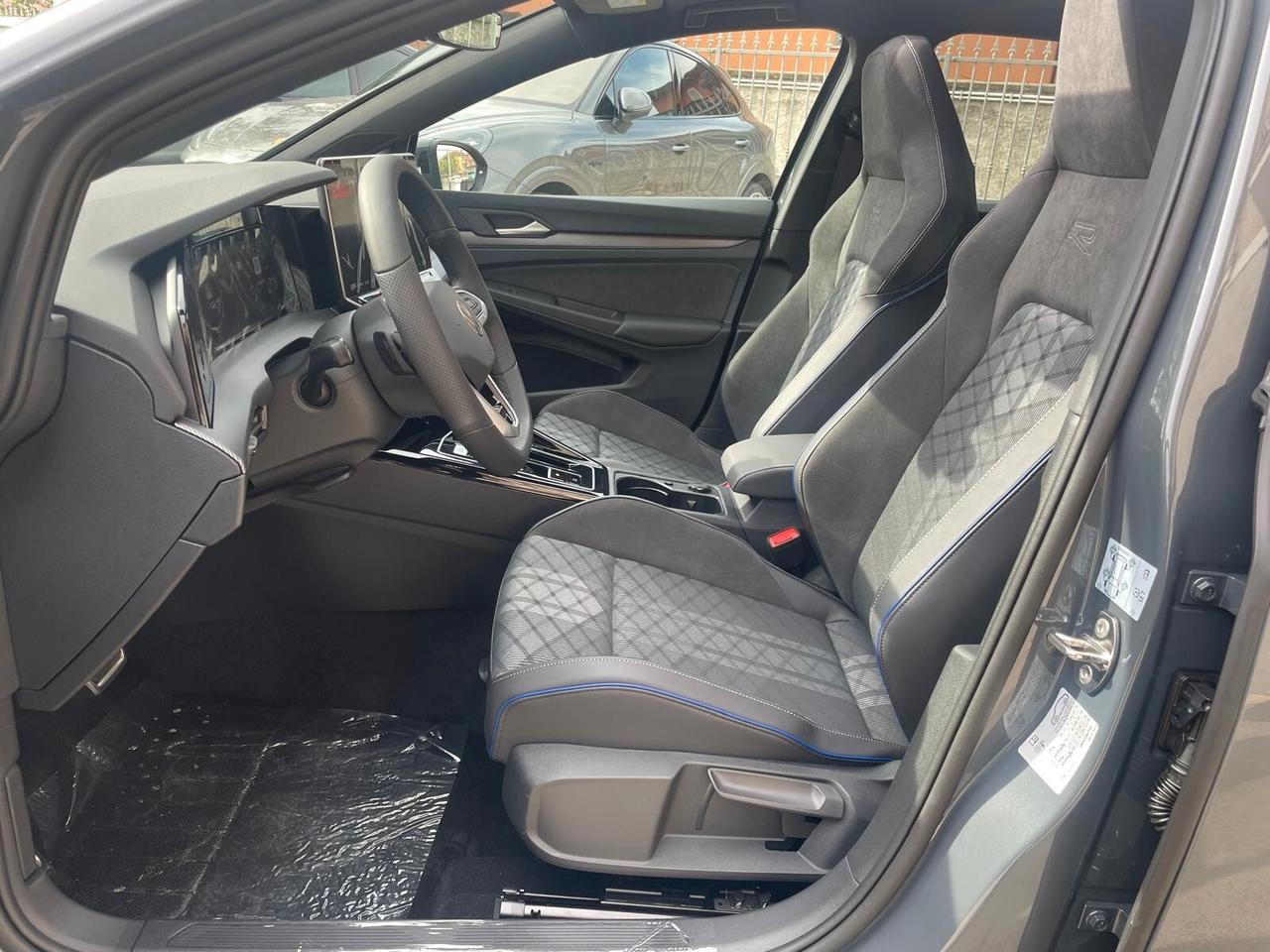Volkswagen Golf 2.0 TDI 150 CV DSG SCR R-Line