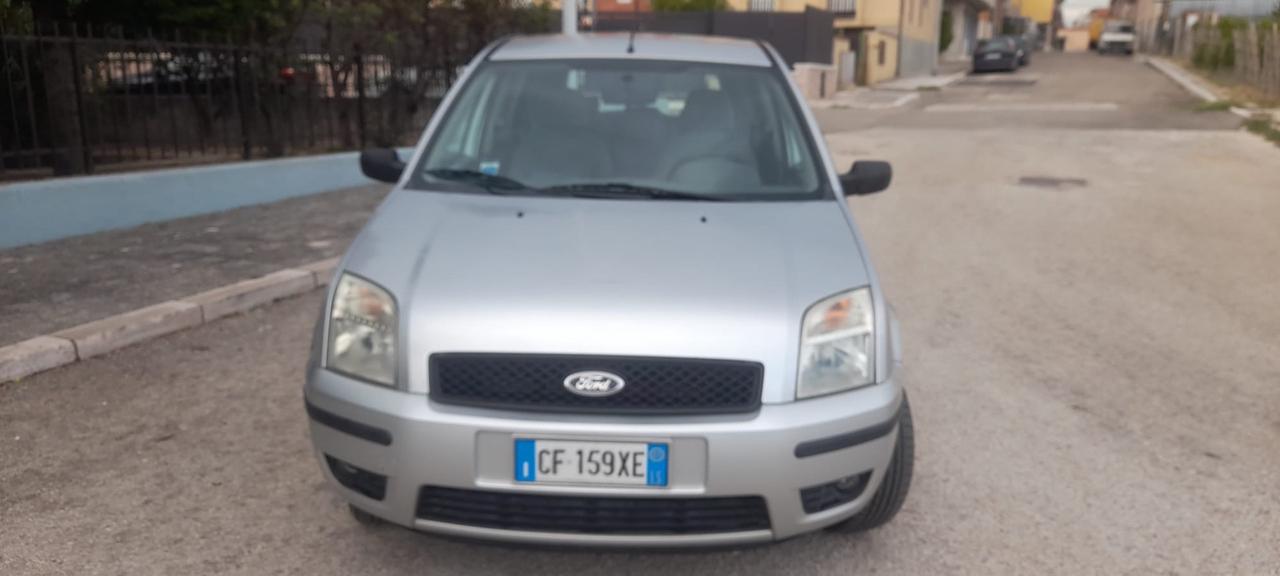 Ford Fusion 1.4 TDCi 5p. Collection