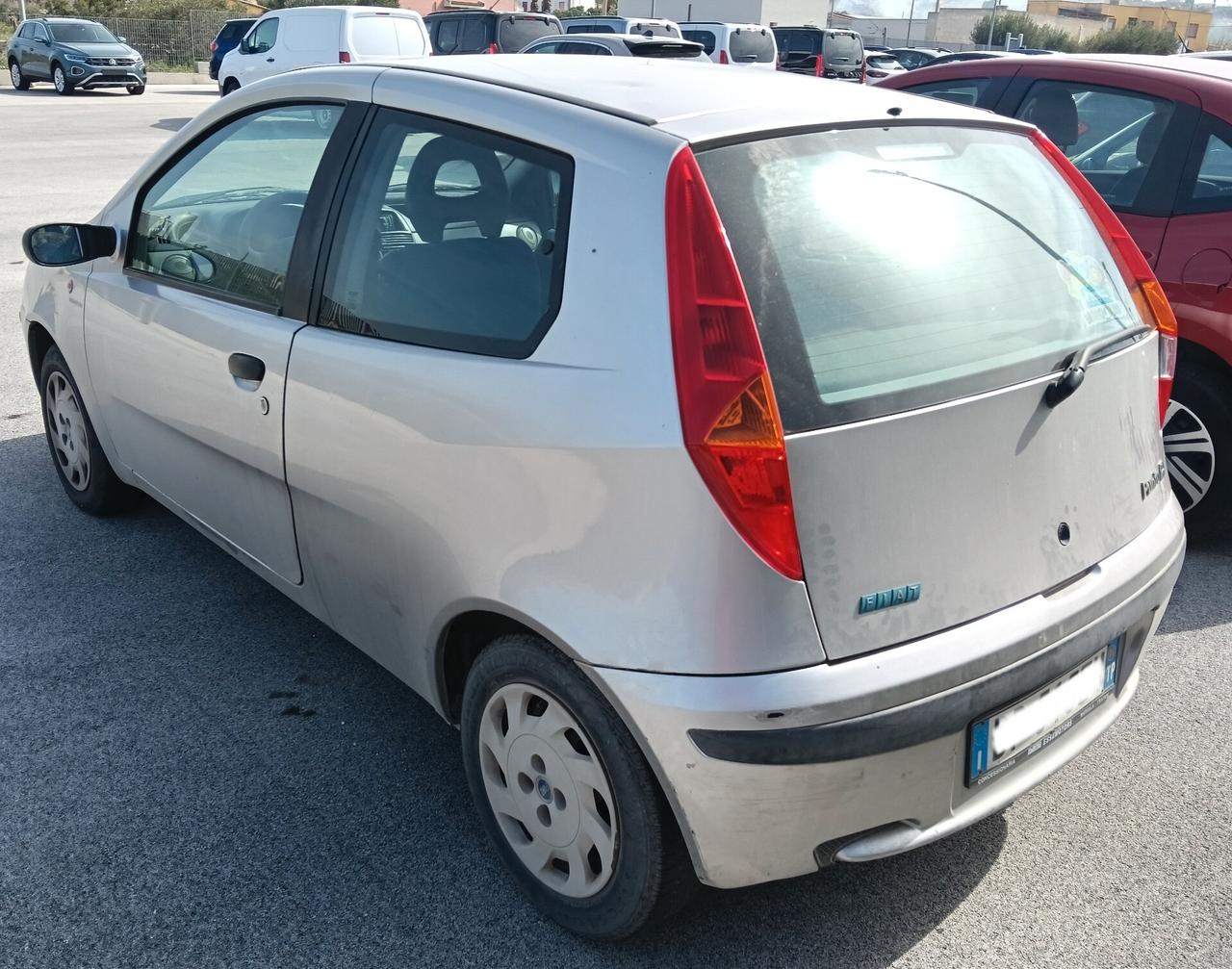 Fiat Punto 1.2i cat 3 porte EL