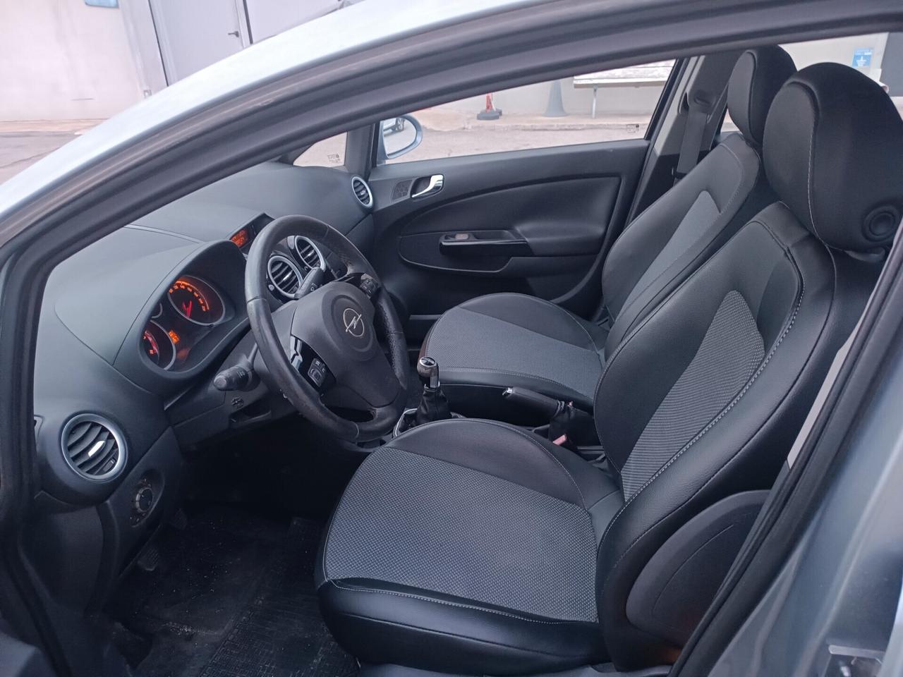 Opel Corsa 1.3 CDTI 75CV idonea NEOPATENTATI