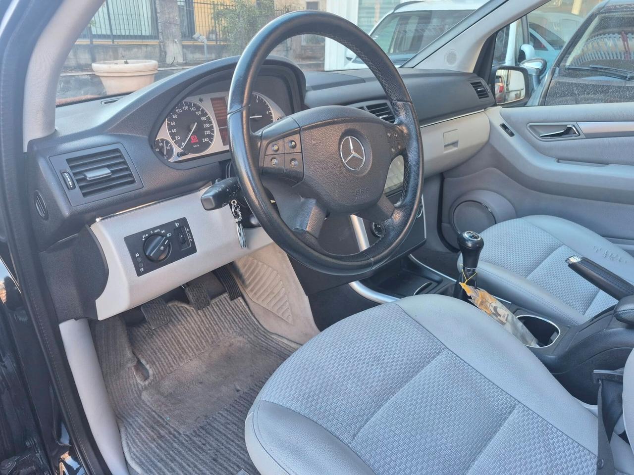 Mercedes-benz B 200 CDI Executive
