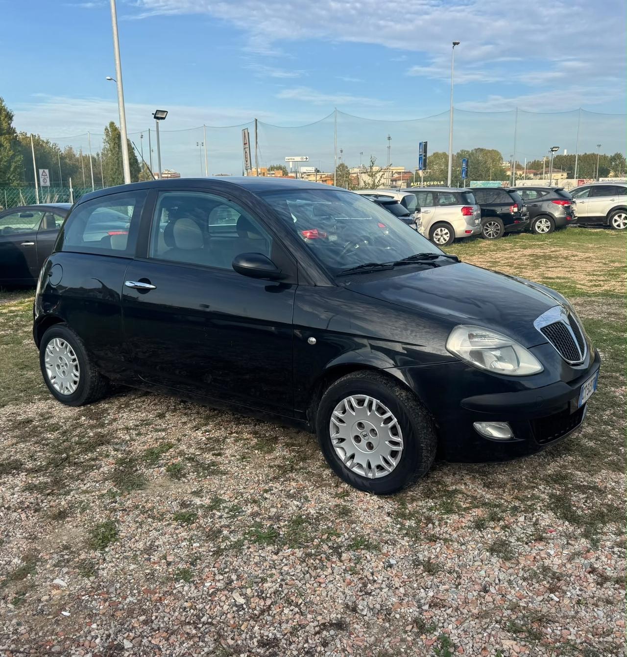 Lancia Ypsilon 1.2 Argento