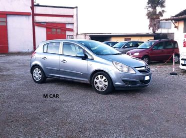 Opel Corsa 1.2 5 porte Cosmo