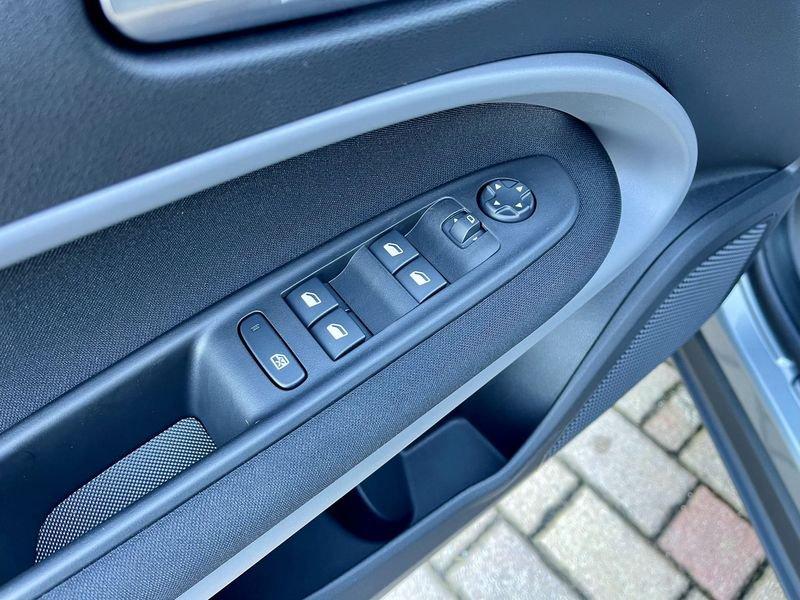 Jeep Avenger 1.2 Turbo 100 CV MHEV Longitude