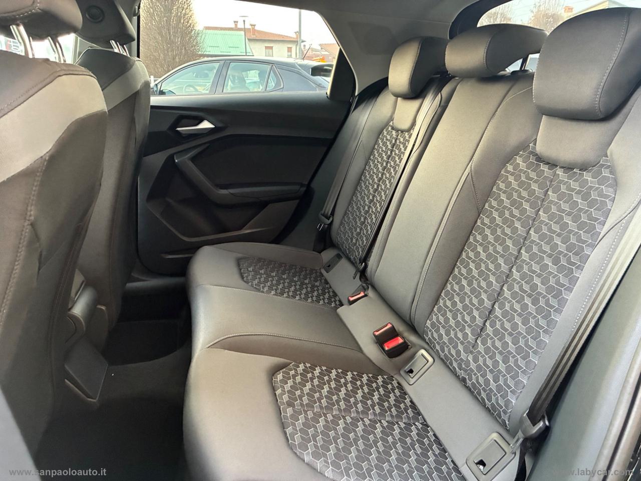 AUDI A1 SPB 30 TFSI S tronic Identity Black