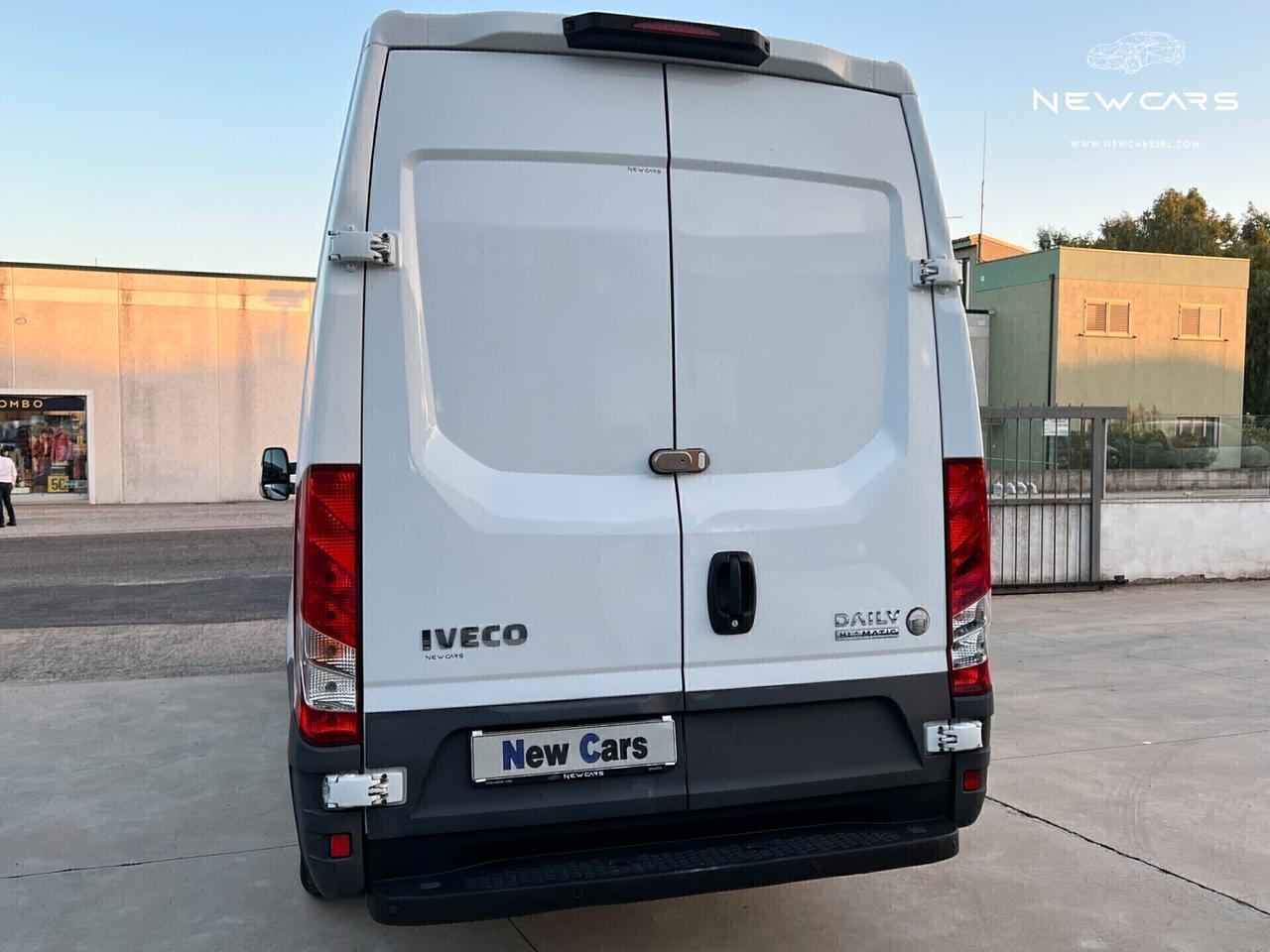 Iveco Daily 35S14SA8V 2.3HPT PLM-TM HI-MATIC