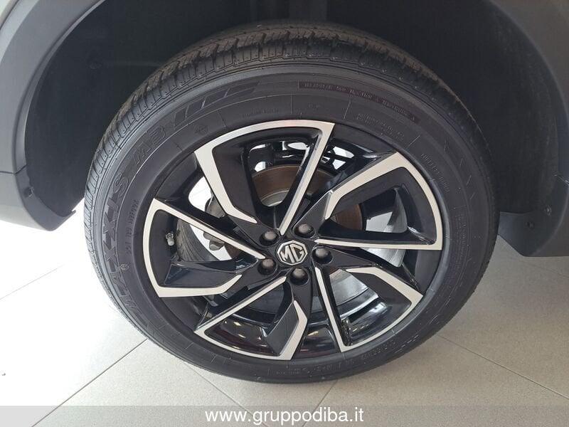 MG ZS 1.5 Classic Luxury Silver (MBC)
