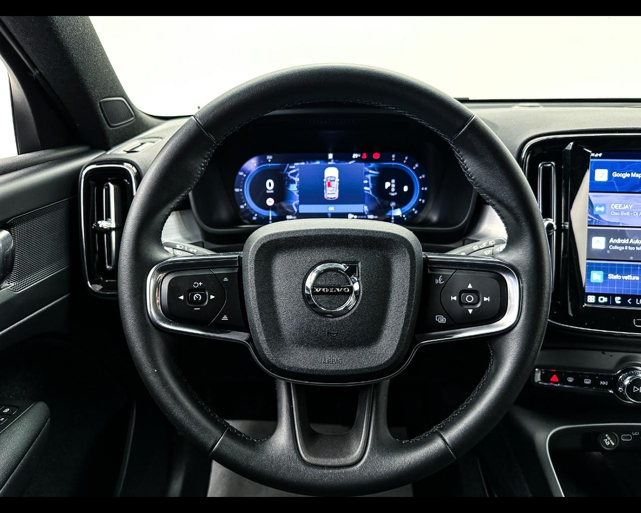 VOLVO XC40 (2017-->) - XC40 B3 automatico Core