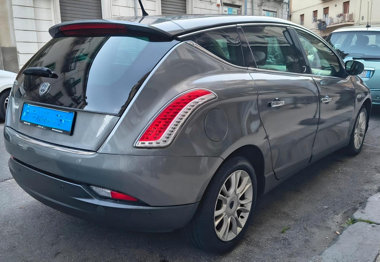 Lancia Delta 1.6 MJT DPF Gold