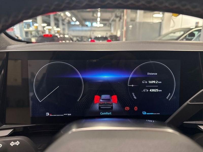 Renault Austral 1.2 E-Tech full hybrid Iconic Esprit Alpine 200cv auto