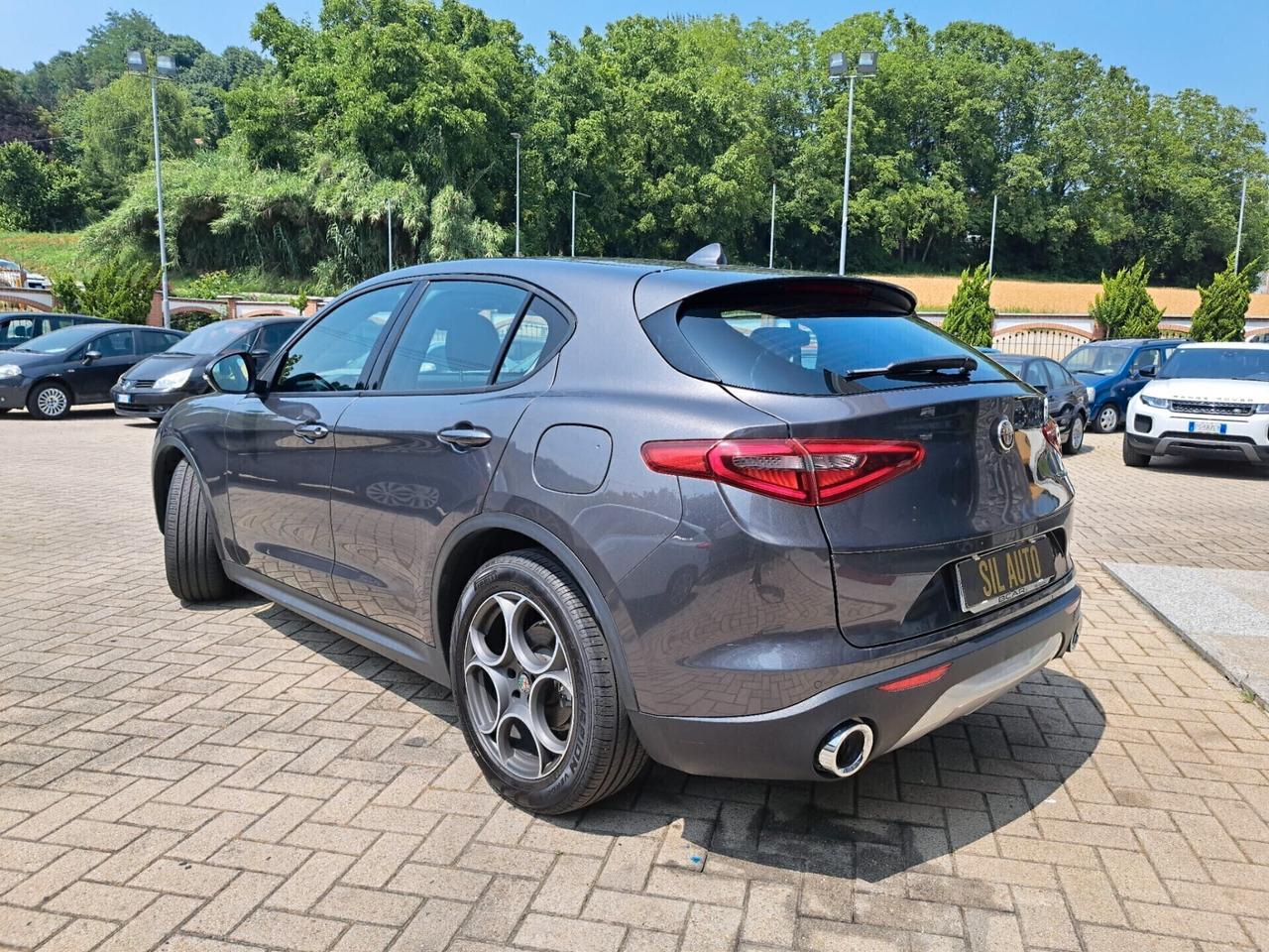 Alfa Romeo Stelvio 2.2 Turbodiesel 150 CV AT8 RWD Super