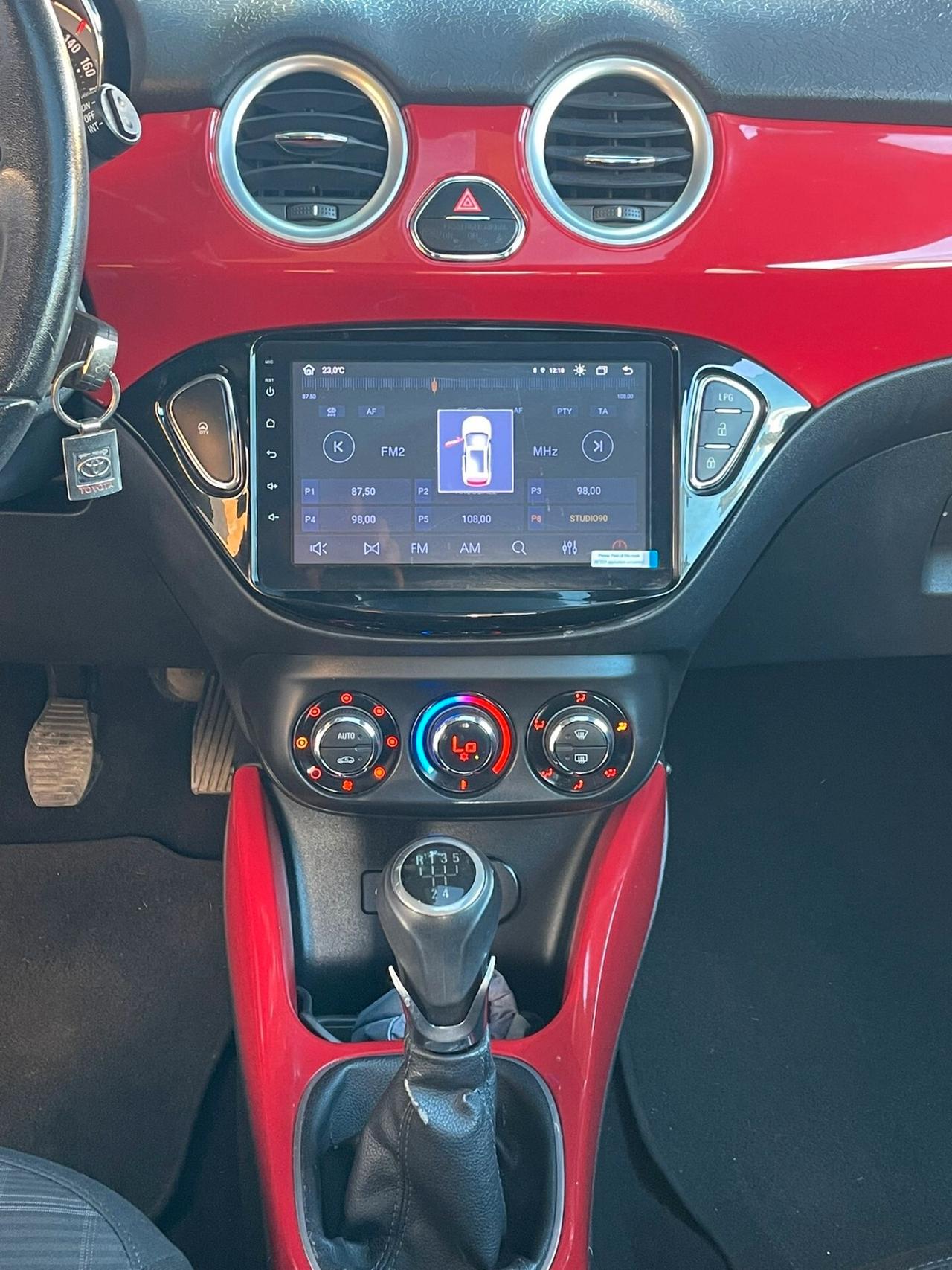 Opel Adam 1.4 87 CV GPL Tech Slam