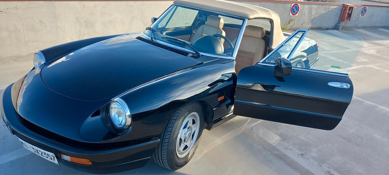 Alfa Romeo Spider 1.6