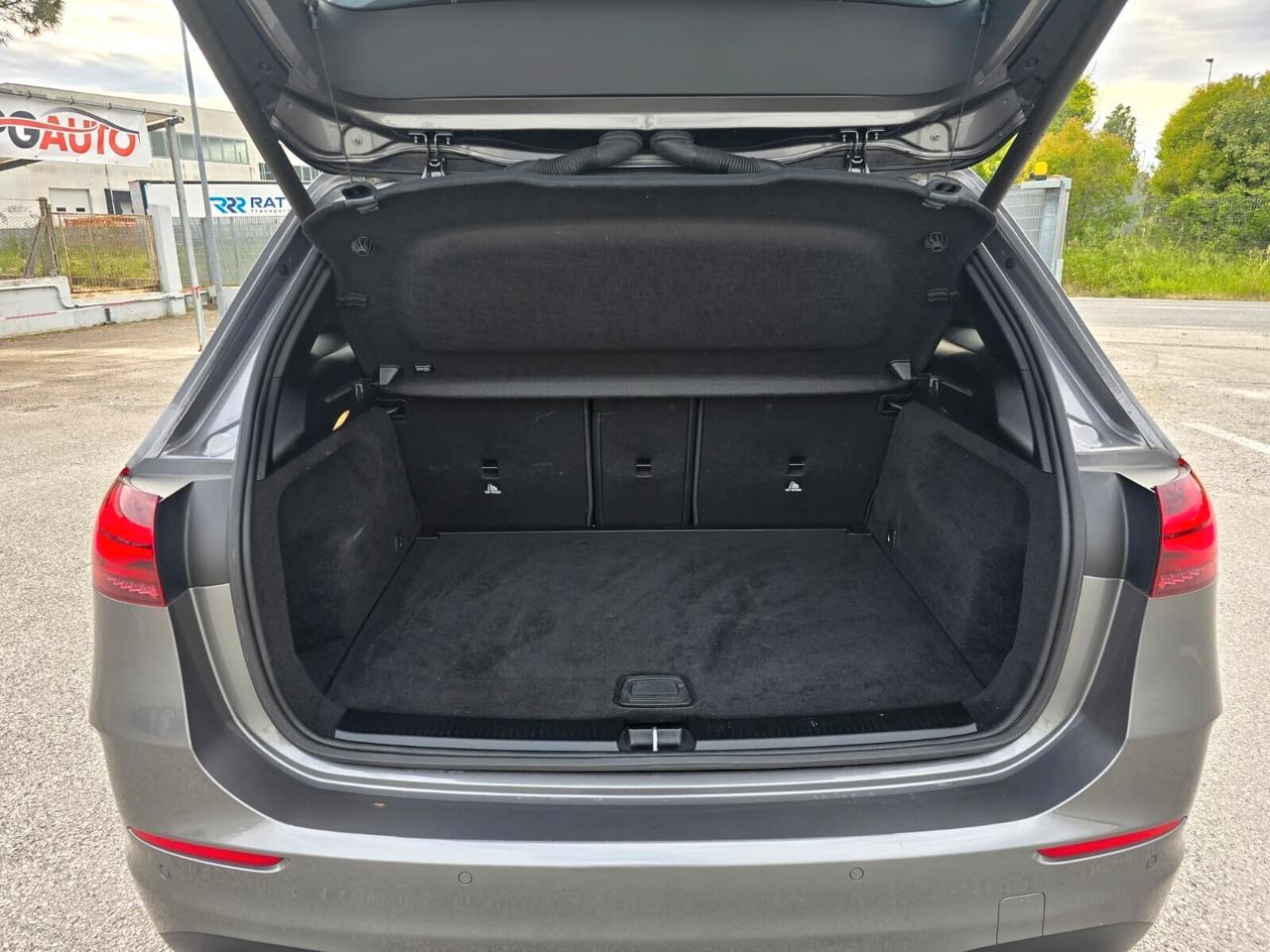 Mercedes-benz B 180 d Automatic AMG Line Premium Plus