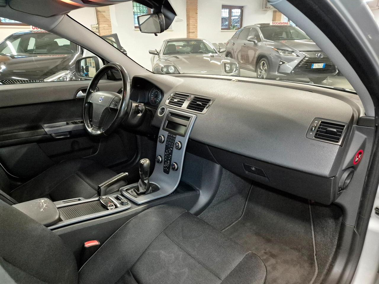 Volvo V50 D2 POLAR