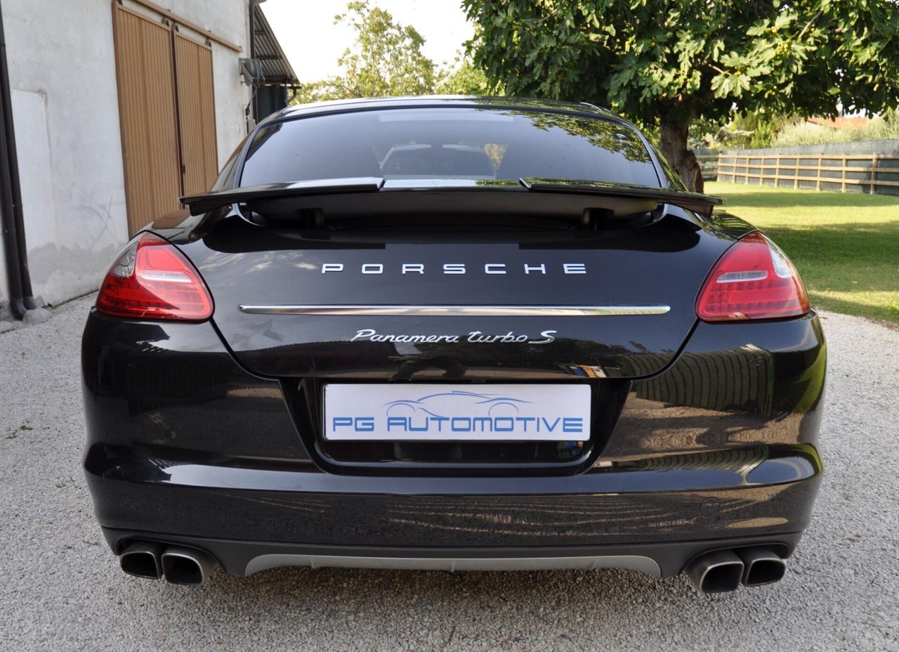 Porsche Panamera 4.8 Turbo S