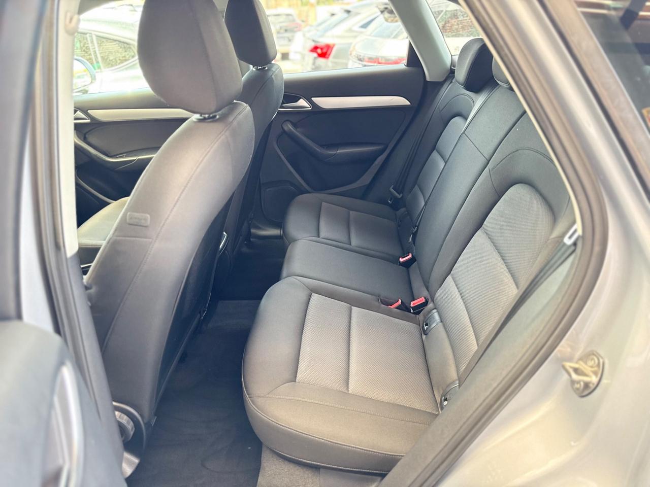 Audi Q3 2.0 TDI 150 CV quattro S tronic Sport