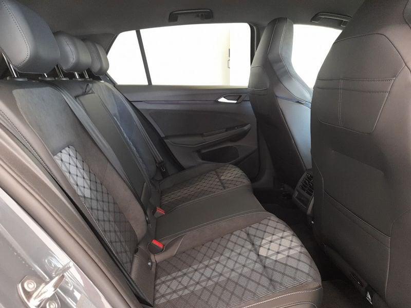 Volkswagen Golf 1.5 eTSI ACT R-Line Plus DSG