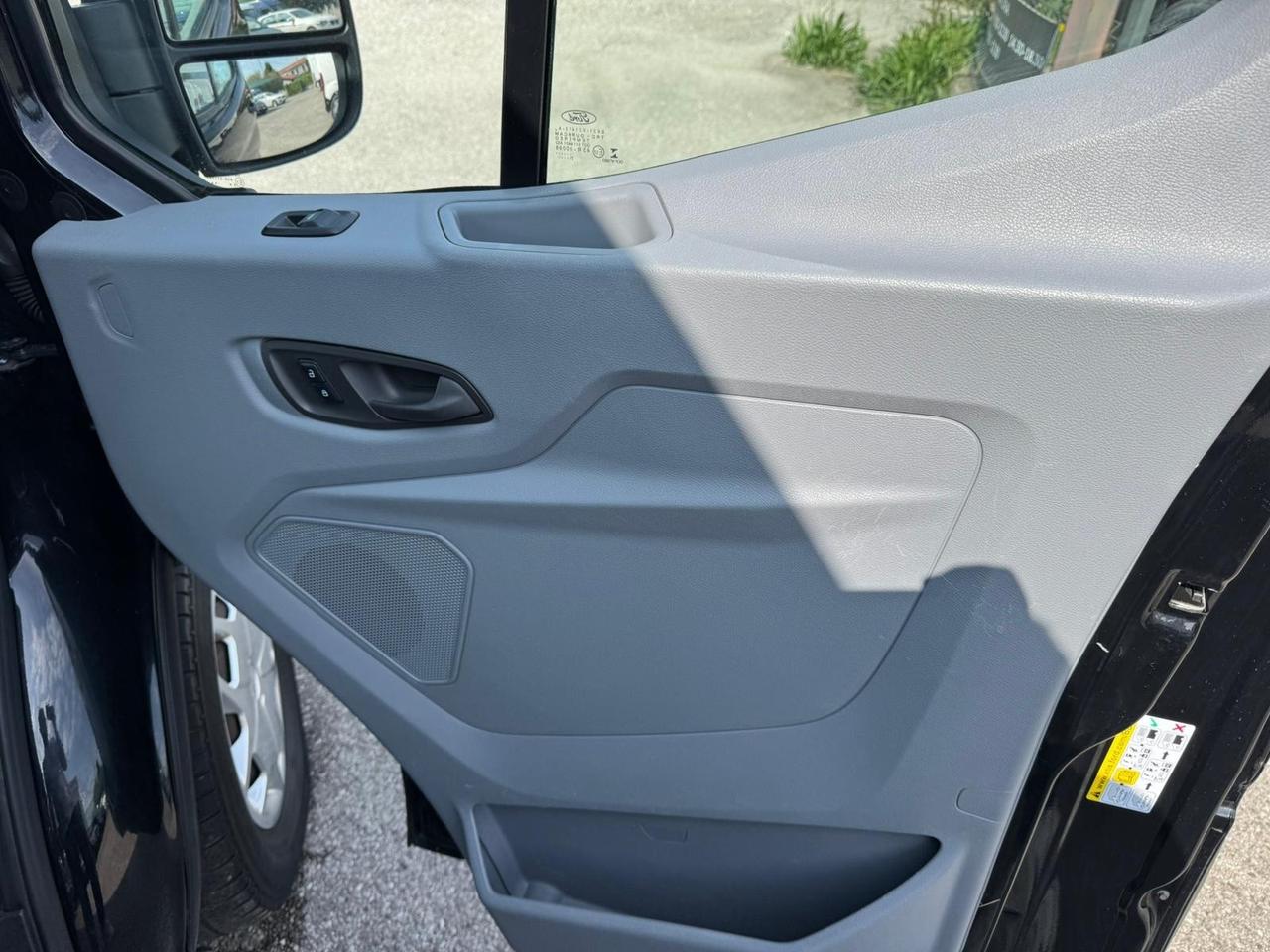 Ford Transit 350 2.0TDCi 170CV PL-TM Furgone 6 POSTI