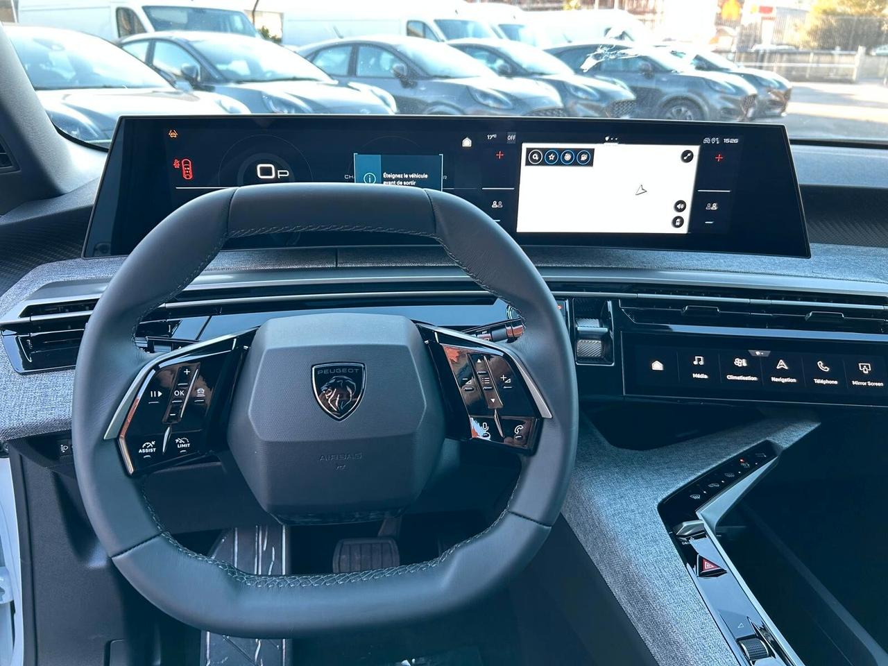 Peugeot 3008 1.2 HYBRID 145cv E-DCS6