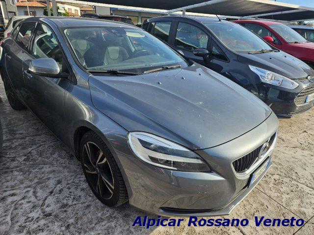 VOLVO V40 D2 'eco' Momentum