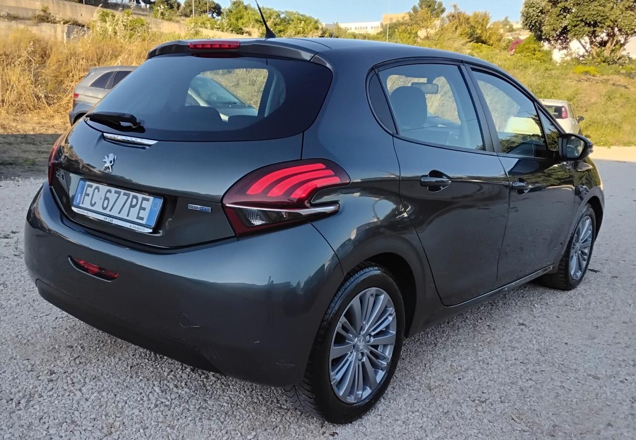 Peugeot 208 BlueHDi 75 5 porte Active