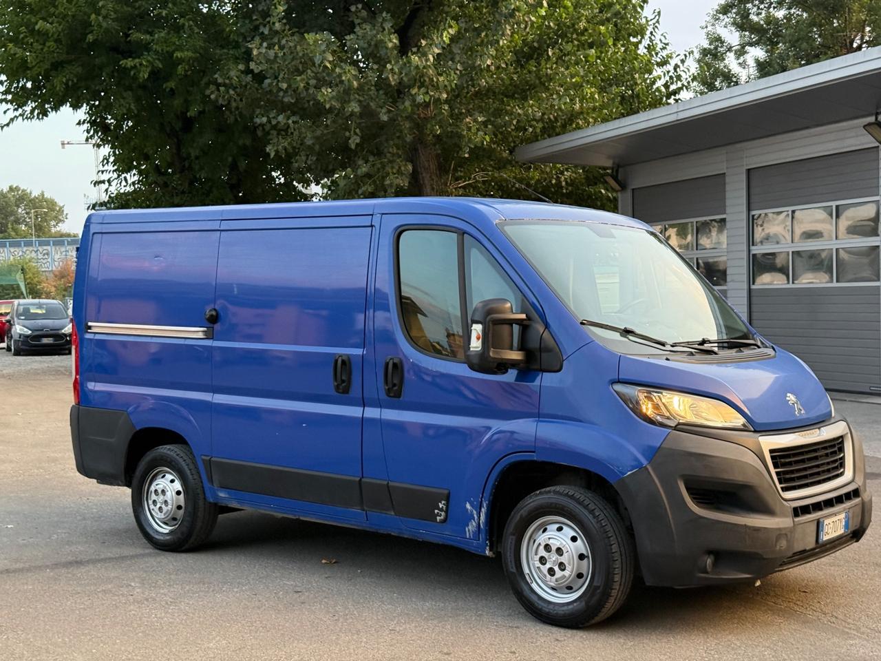 Peugeot Boxer 330 2.2 BlueHDi 120 S&S PC-TN Furgone