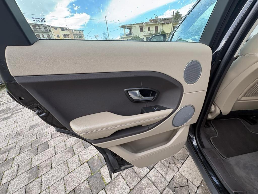 Land Rover Range Evoque 2.2 TD4 150cv 5p. Pure Tech Pack