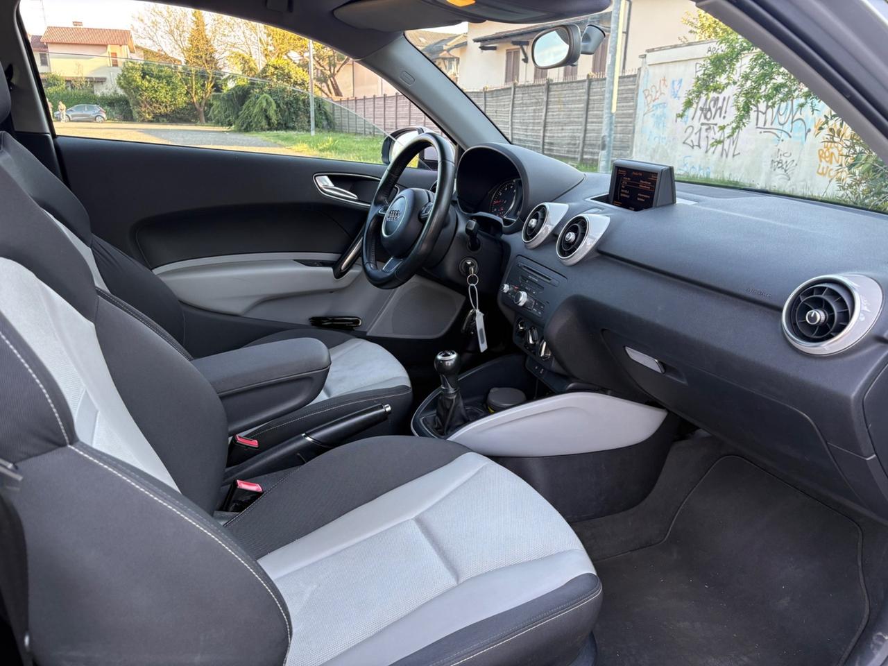 Audi A1 1.2 TFSI Ambition no limiti circolazione