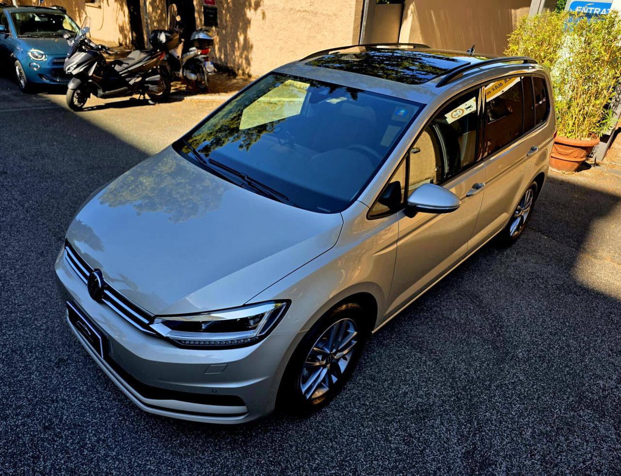 Volkswagen Touran 1.5 TSI ACT DSG 7 POSTI Executive BlueMotion Technology