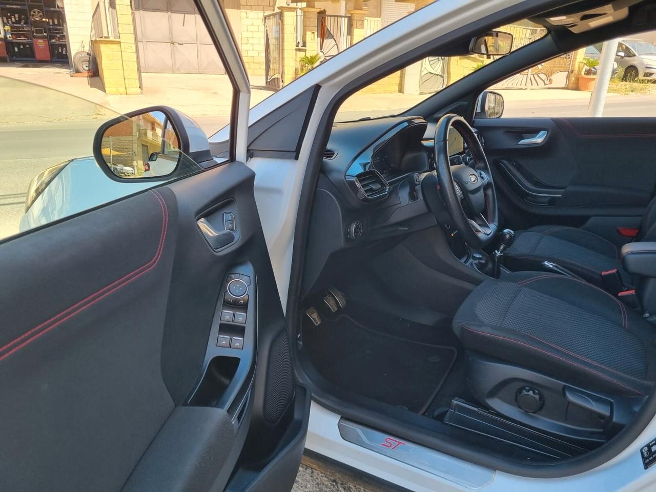 Ford Puma 1.0 EcoBoost Hybrid 125 CV S&S ST-Line X