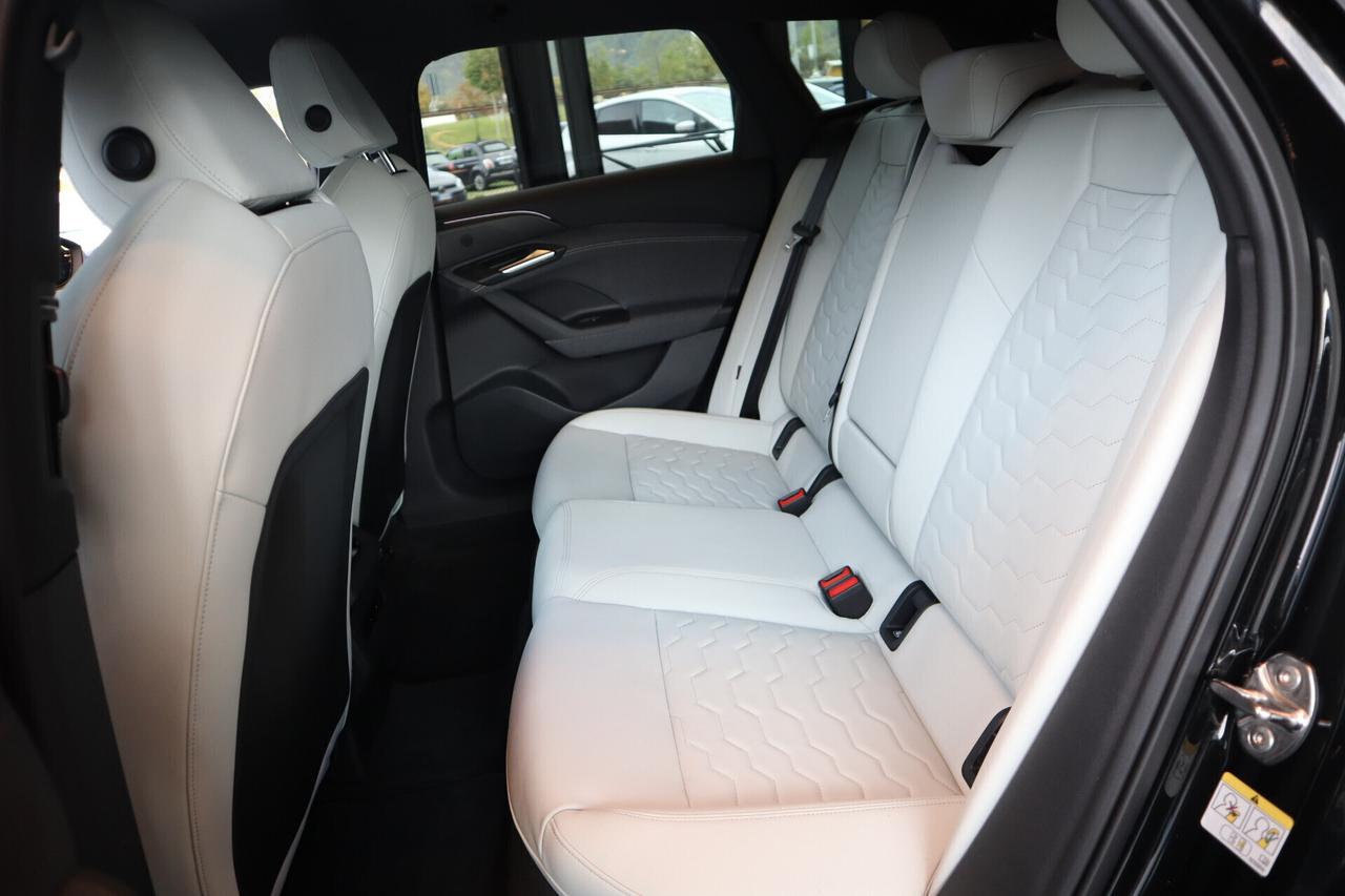 Audi A6 e-tron Avant Performance 367CV S-LINE MATRIX 360° 21"