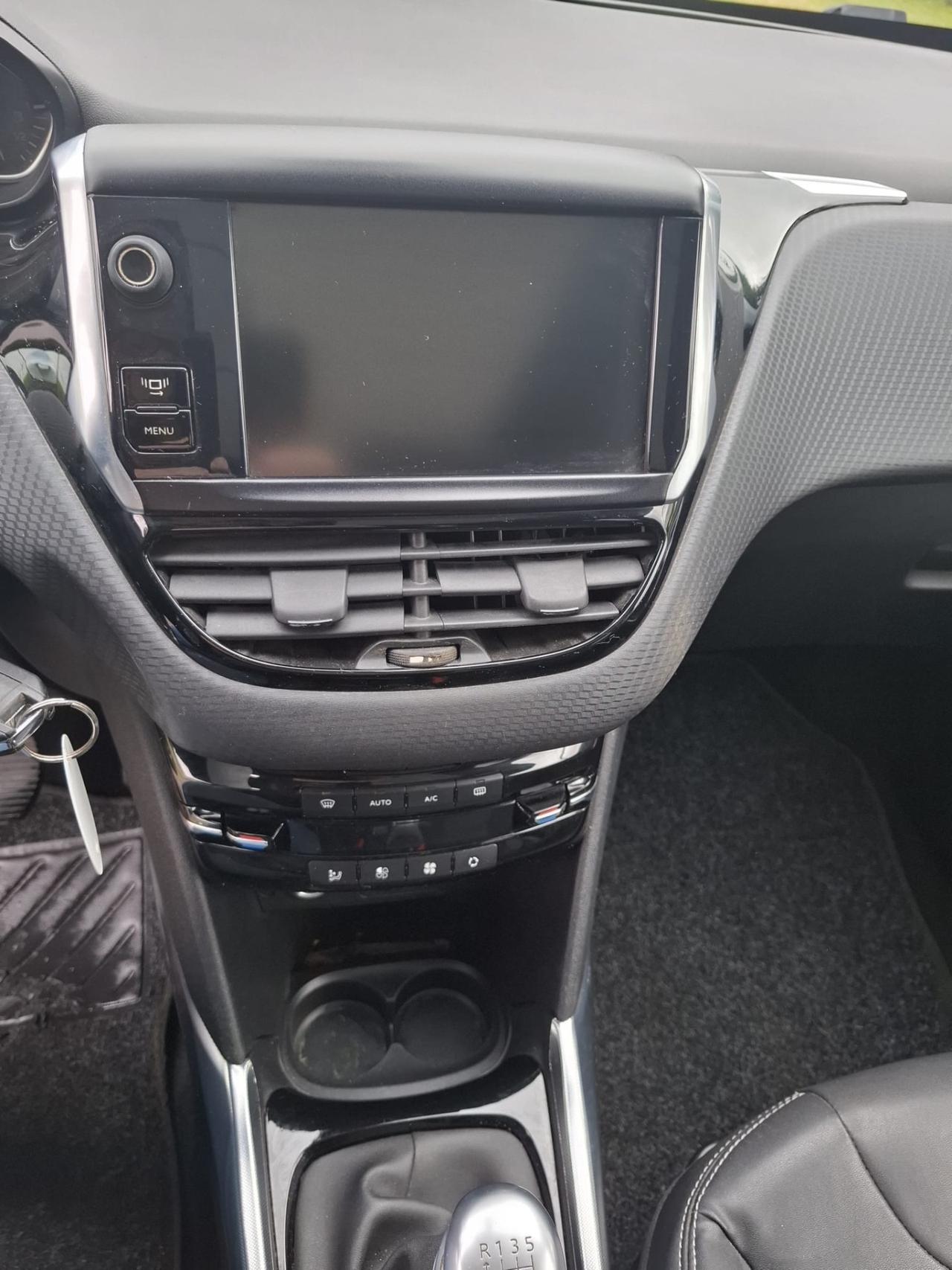 Peugeot 2008 1.6 e-HDi 115 CV Stop&Start Allure