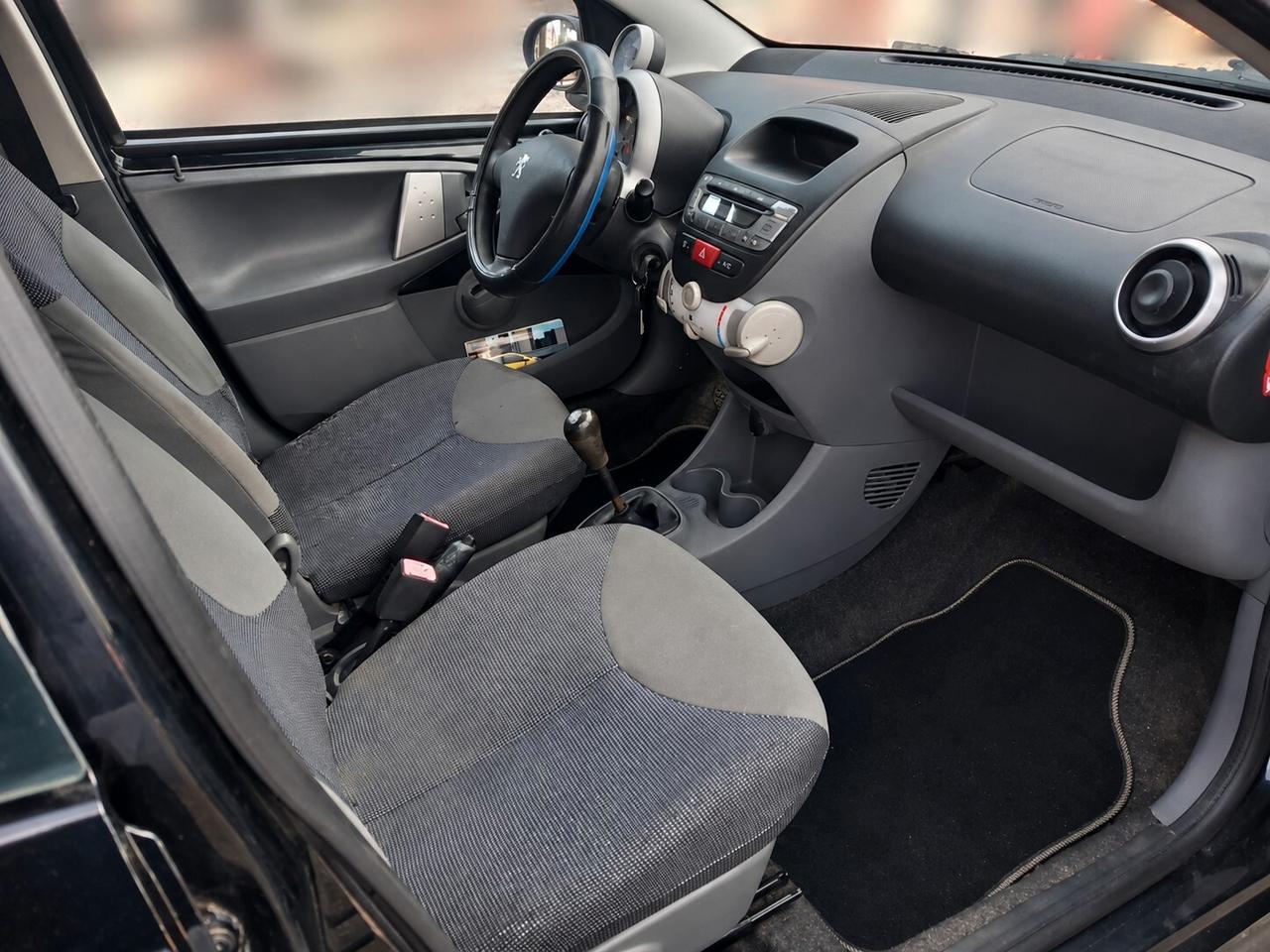 Peugeot 107 1.0 68CV 5p. Plaisir