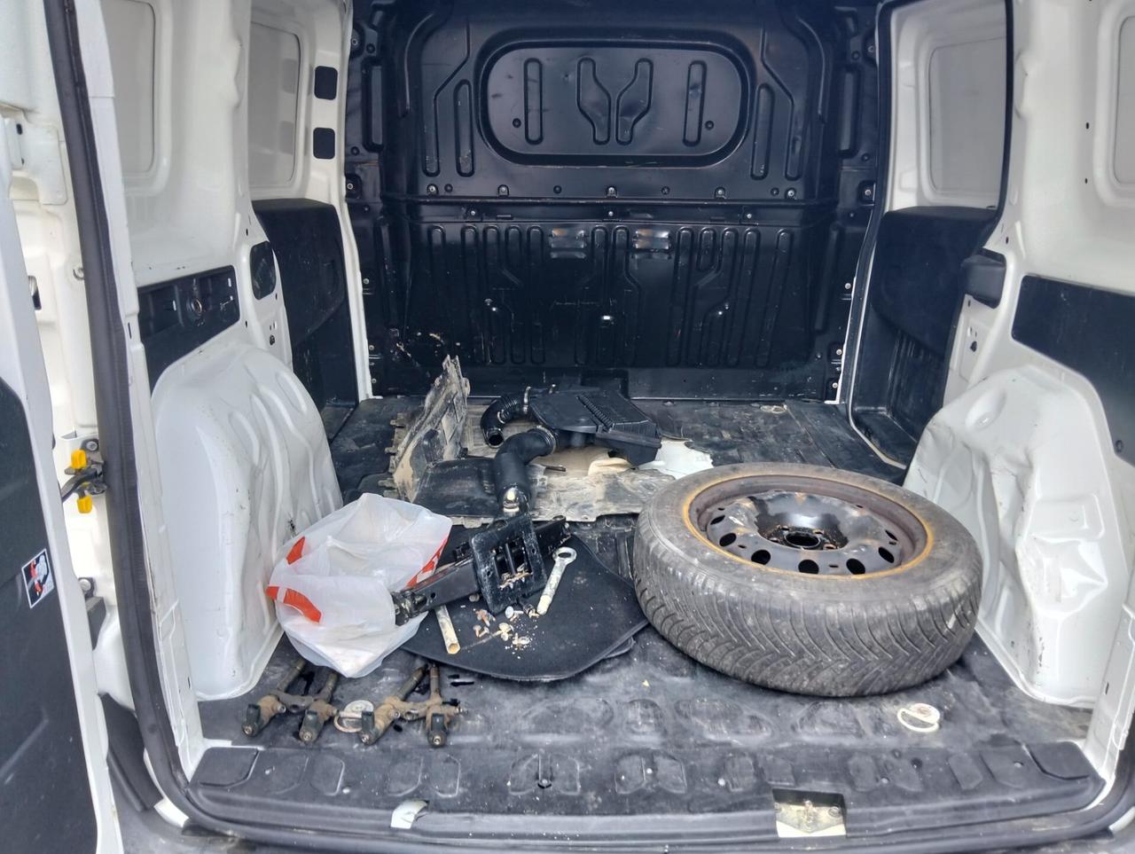 Fiat Doblò Cargo 1.3 M-jet 2013 "Alluvionato"