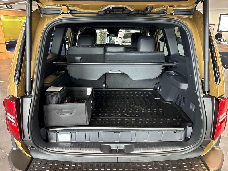 Toyota Land Cruiser 2.8L Diesel 48V MHEV Lounge A/T