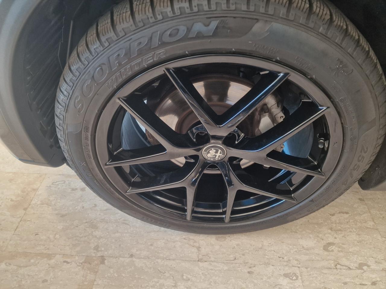 Alfa Romeo Stelvio 2022