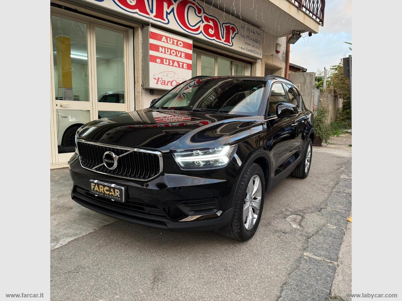 VOLVO XC40 D3 AWD Geartronic Momentum Core