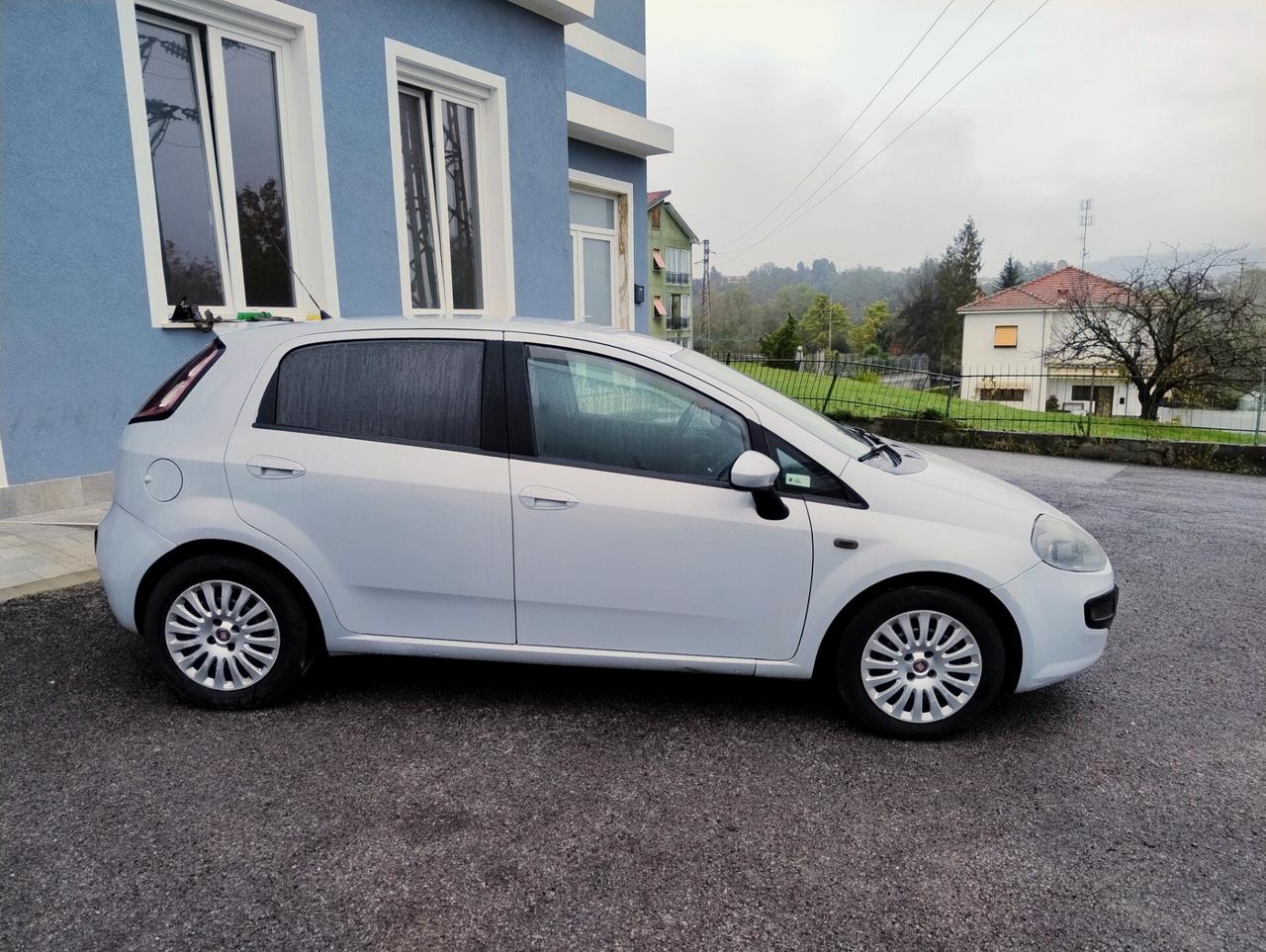 Fiat Punto evo NEOPATENTATI 1.3 mjet 85cv FULL