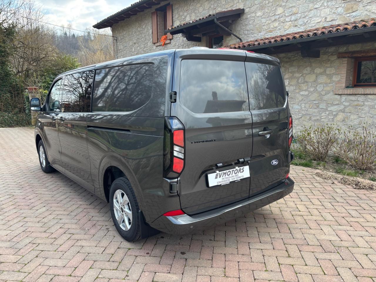 Ford Transit Custom doppia cabina 6 Posti titanum 320 L2H1 PRONTA CONSEGNA