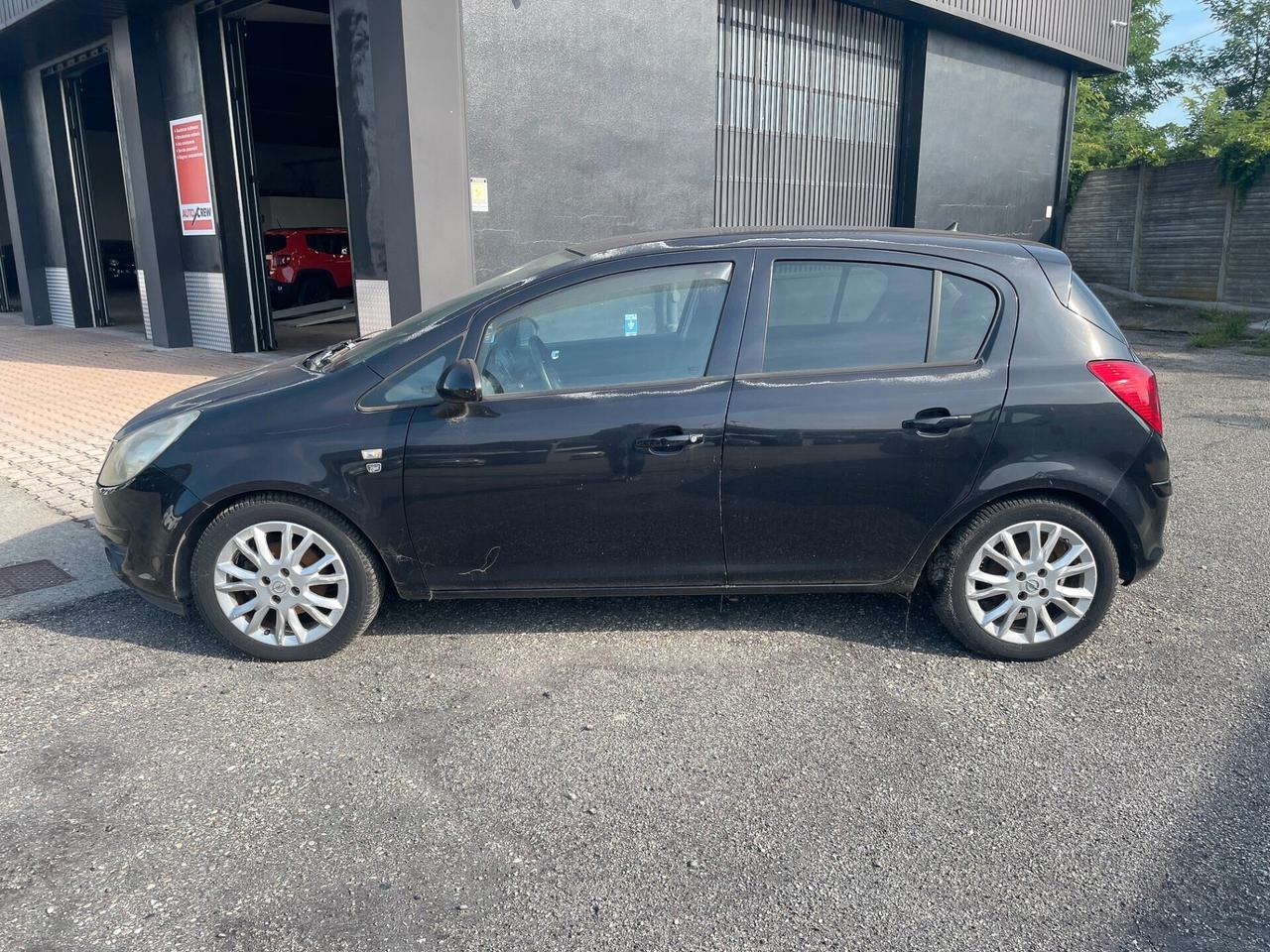 Opel Corsa 1.2 80CV 5 porte GPL-TECH Club