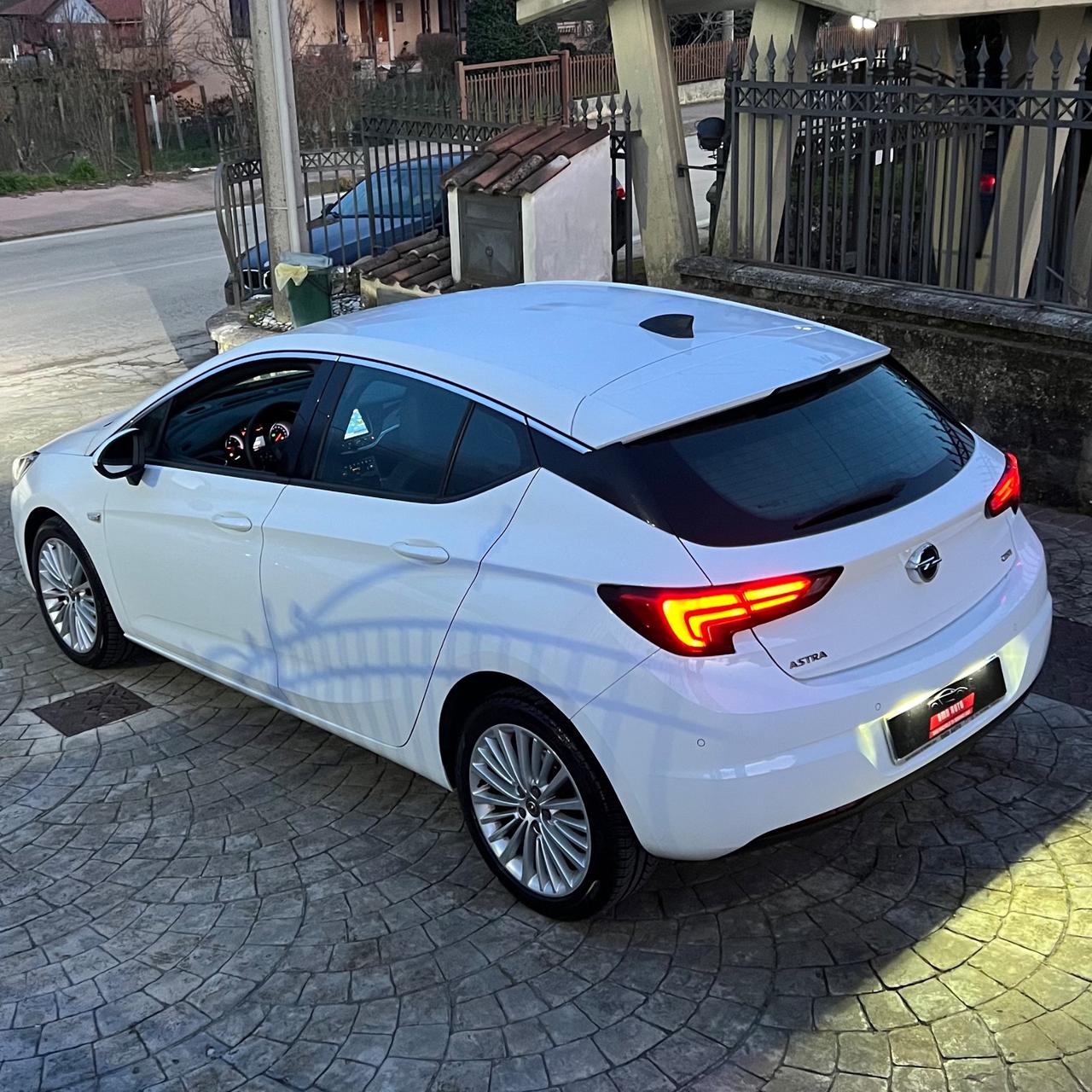 Opel Astra 1.6 CDTi 110CV Start&Stop 5 porte Innovation, UNICO PROPRIETARIO
