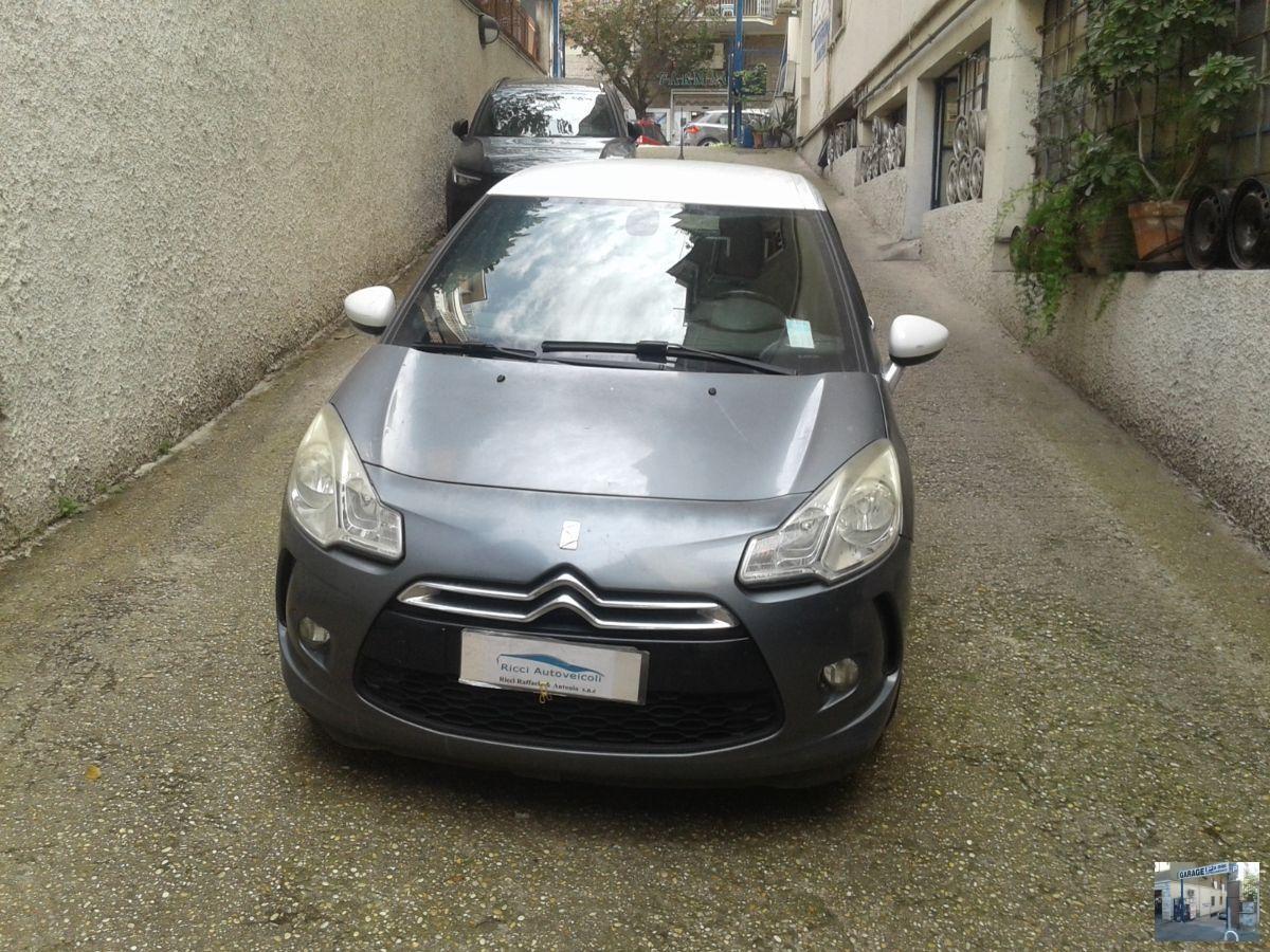 CITROEN - DS3 - 1.4 VTi 95 Just Black