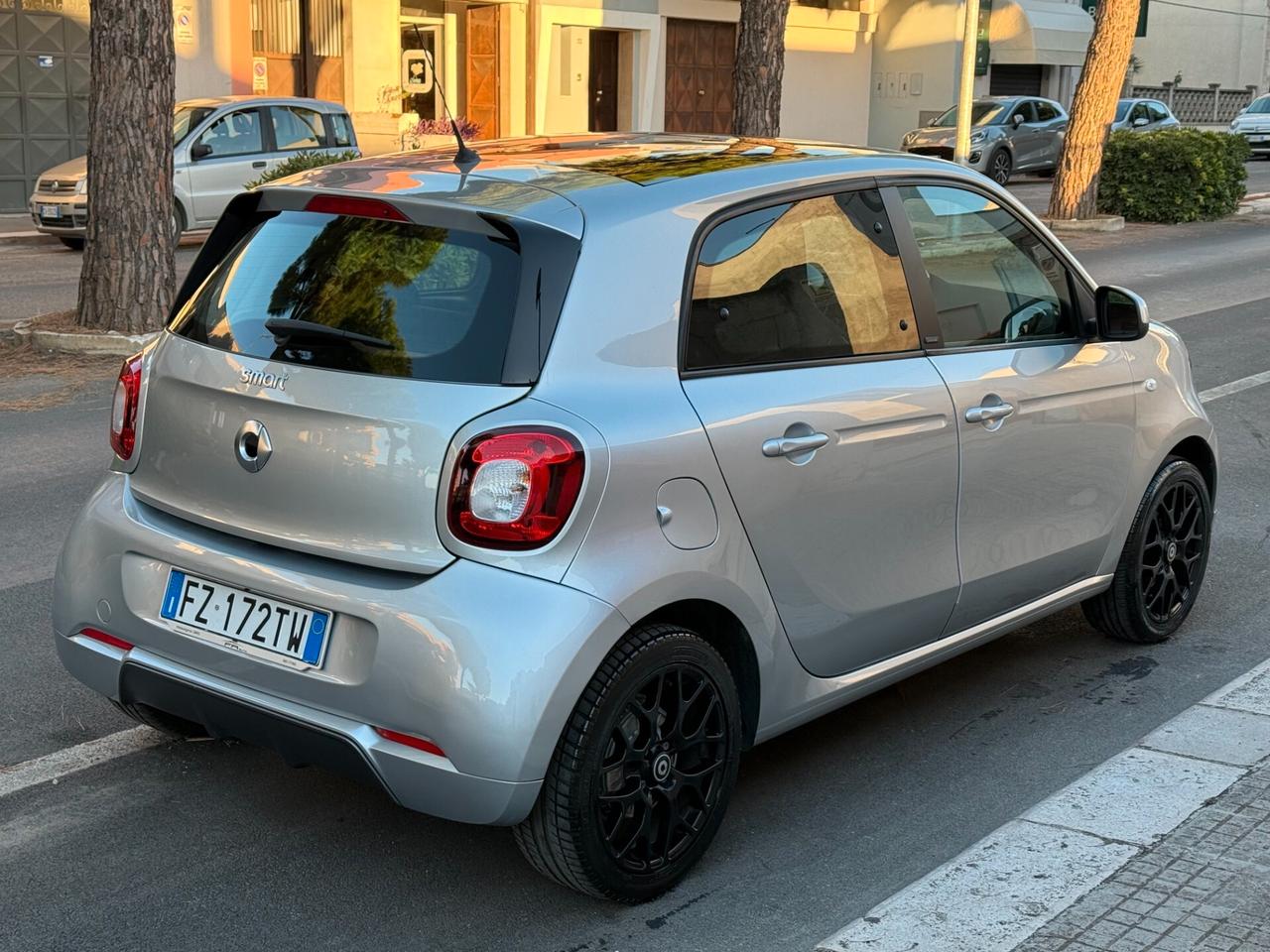 Smart ForFour 70 1.0 twinamic Passion TETTO LED